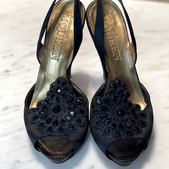 ALEXANDER MCQUEEN black satin sling back heels - Picture 8 of 9